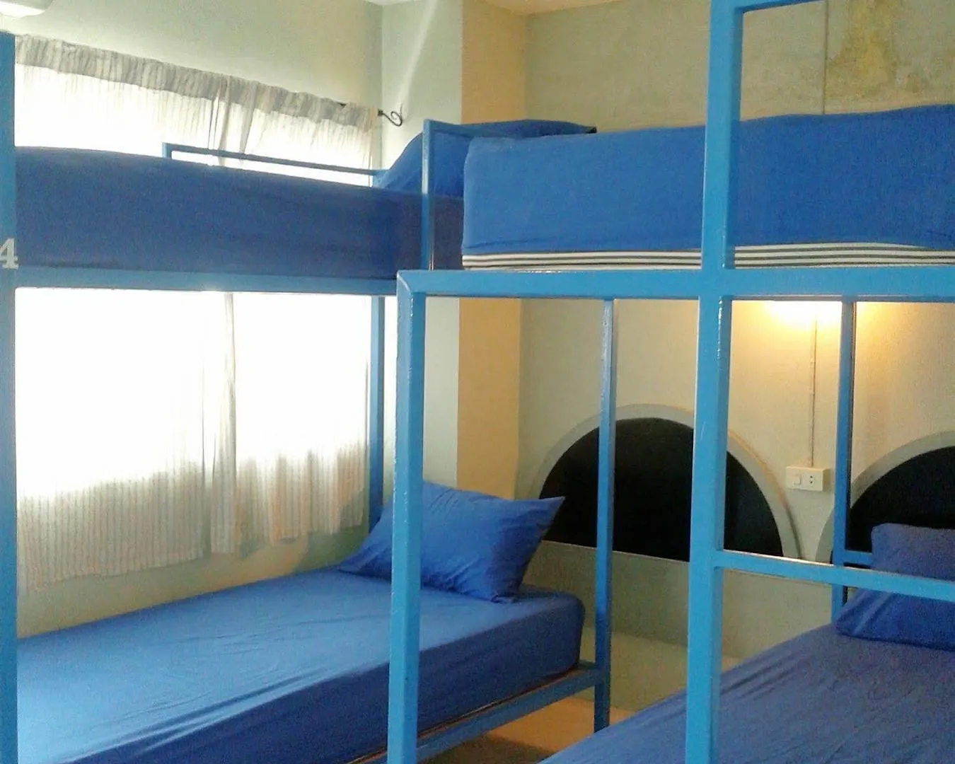 Pp Centerpoint Hostel Phi Phi Don