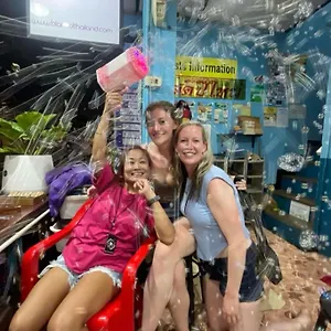 Hostel Rehab, Ko Phi Phi