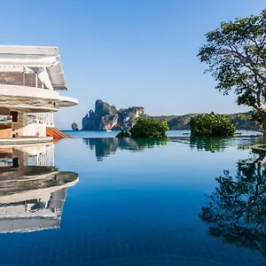 3* Otel Pp Charlie