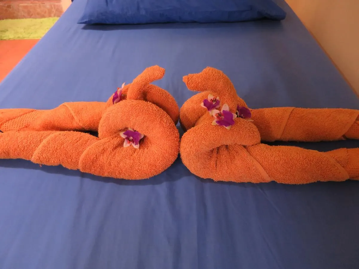 Pp Centerpoint Hostel Phi Phi Don Thailand